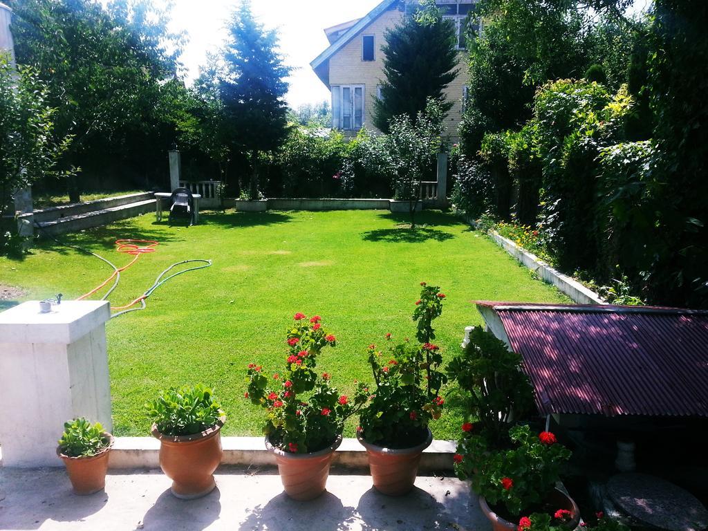 Jeelani Guest House Srīnagar Eksteriør bilde