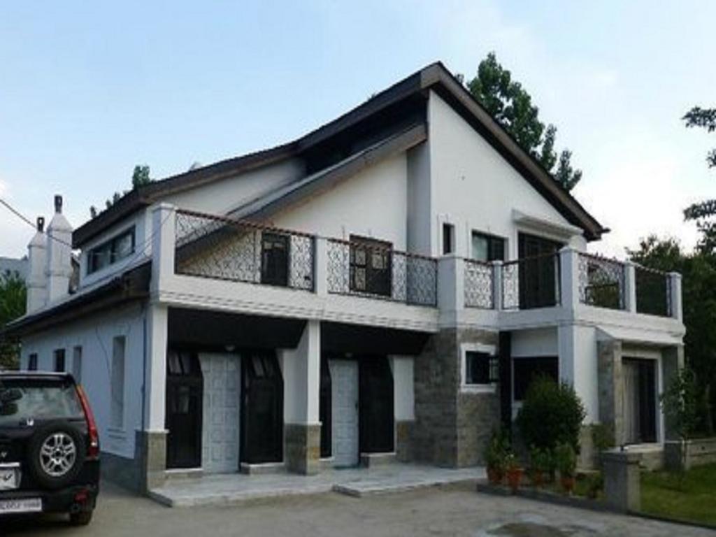Jeelani Guest House Srīnagar Eksteriør bilde
